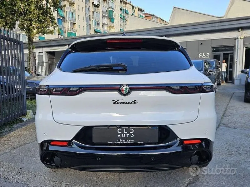 Alfa Romeo Tonale 2024 photo 5