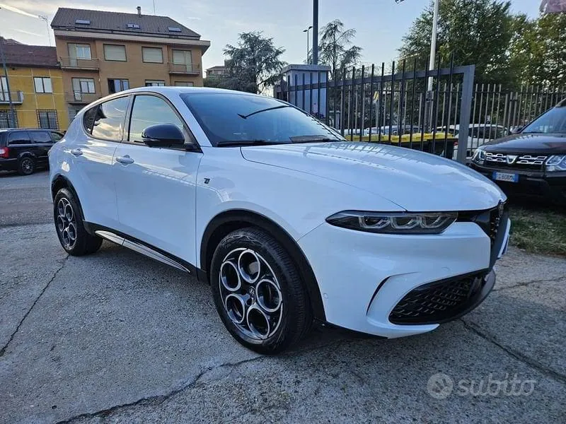 Alfa Romeo Tonale 2024 photo 3