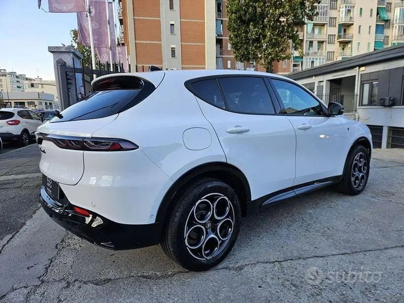 Alfa Romeo Tonale 2024 photo 4