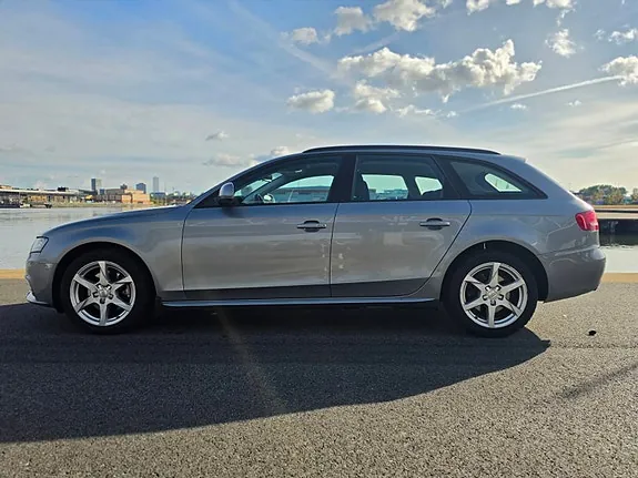 Audi A4 2009 photo 5