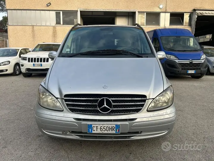 Mercedes-Benz Viano 2005 photo 2