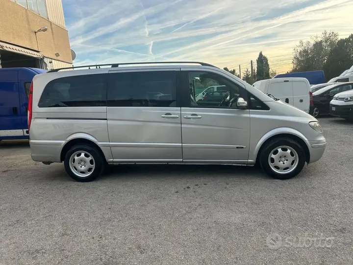 Mercedes-Benz Viano 2005 photo 4