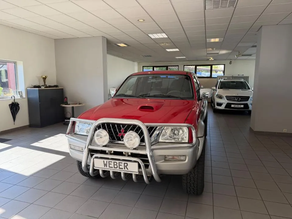 Mitsubishi L200