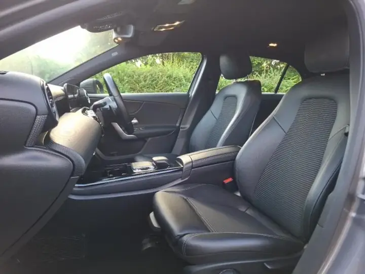 Mercedes-Benz A-Class 2019 photo 5