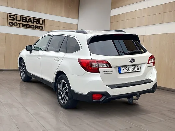 Subaru Outback 2018 photo 4