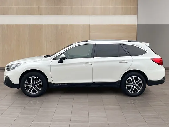 Subaru Outback 2018 photo 3