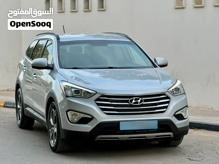 Hyundai Santa Fe 2015 photo 2