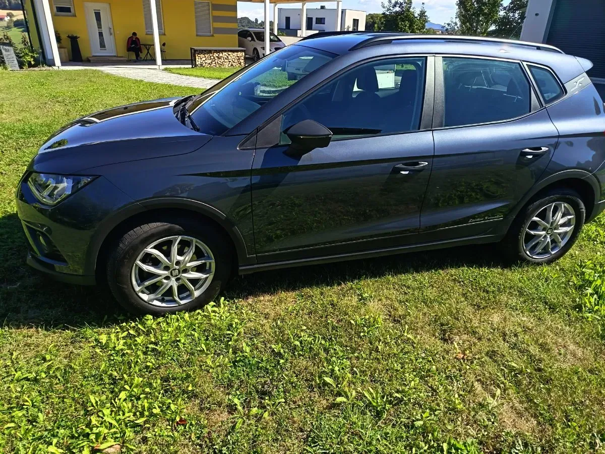 Seat Arona 2021 photo 3