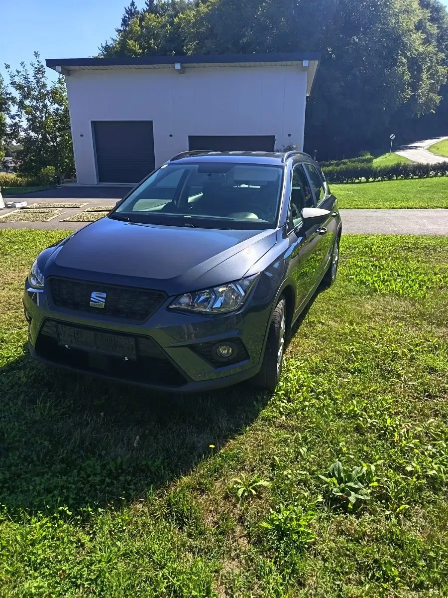 Seat Arona 2021 photo 2