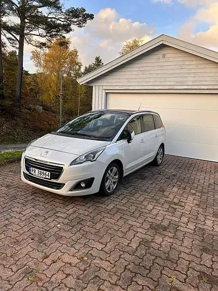 Peugeot 5008