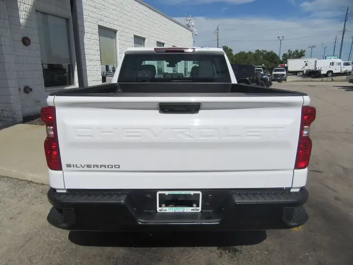 Chevrolet Silverado 1500 2024 photo 4