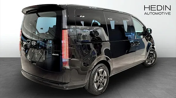 Hyundai Staria 2027 photo 2