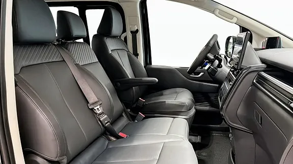 Hyundai Staria 2027 photo 3