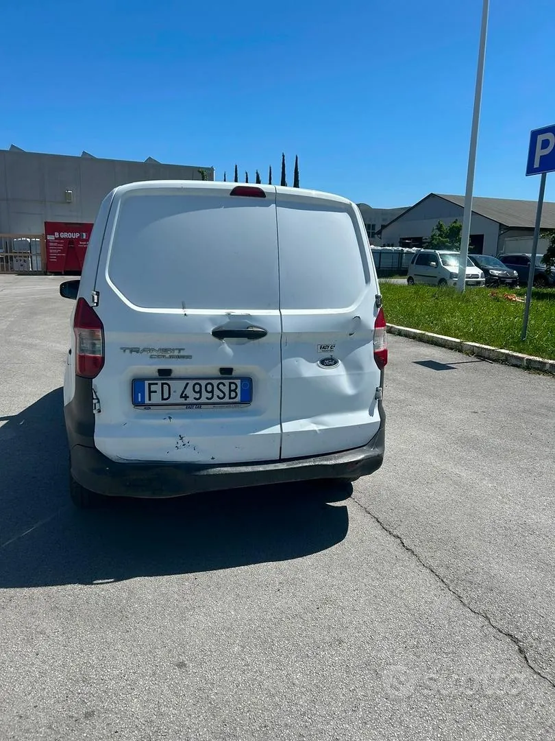 Ford Tourneo Courier 2016 photo 3