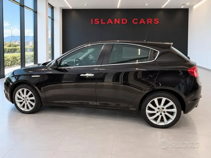 Alfa Romeo Giulietta 2014 photo 4