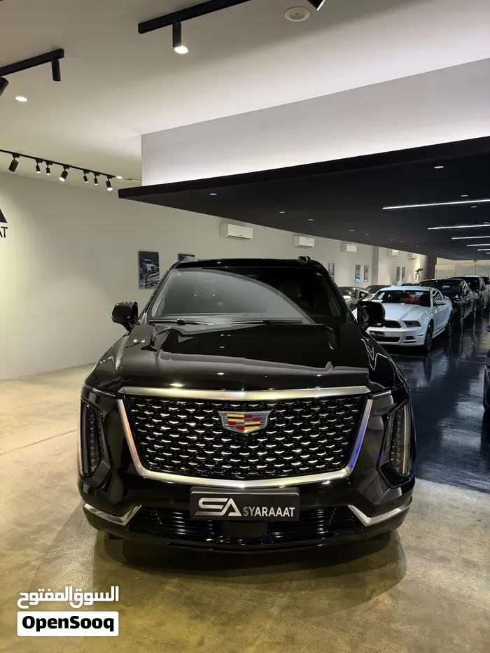 Cadillac Escalade 2025 photo 2