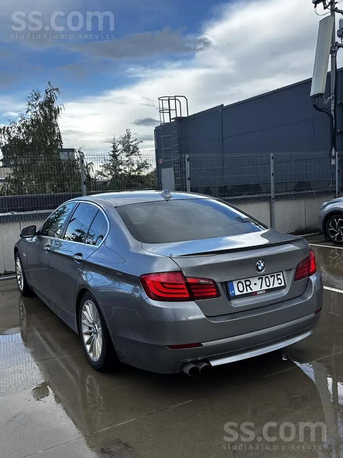 BMW 530D 2010 photo 5