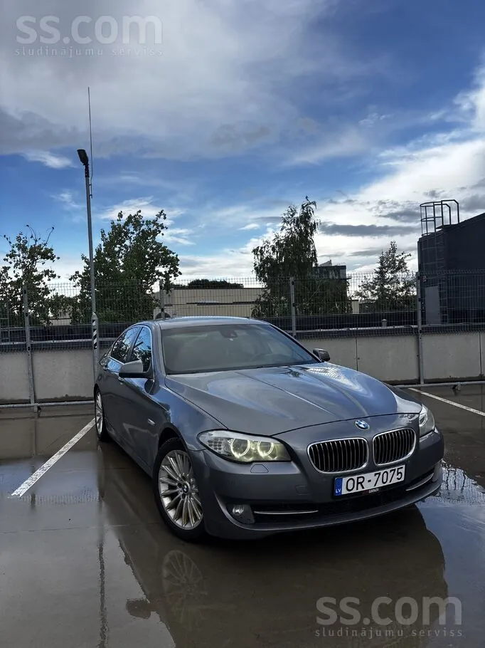 BMW 530D 2010 photo 4