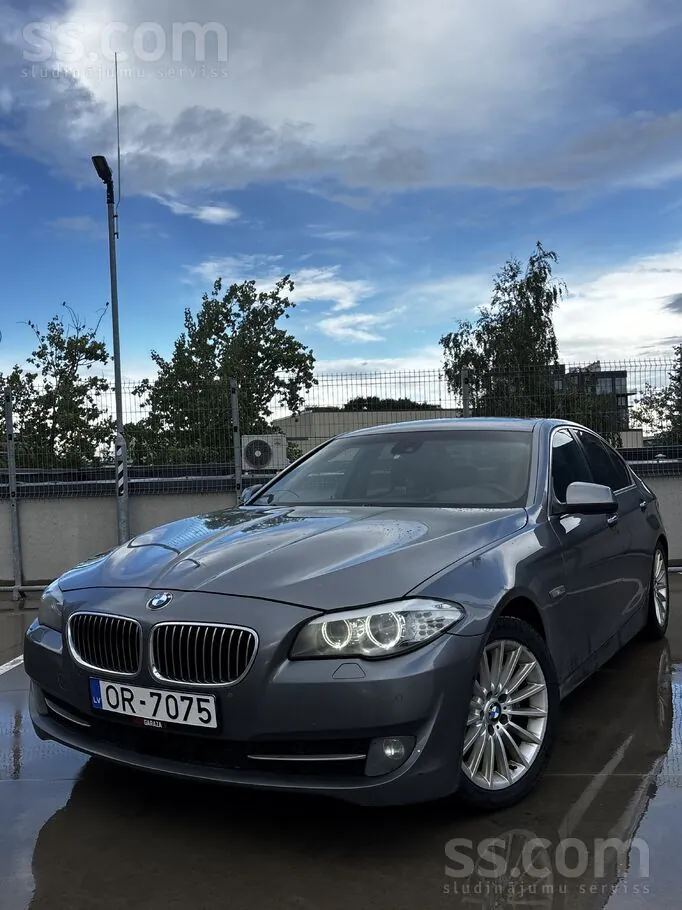 BMW 530D 2010 photo 3