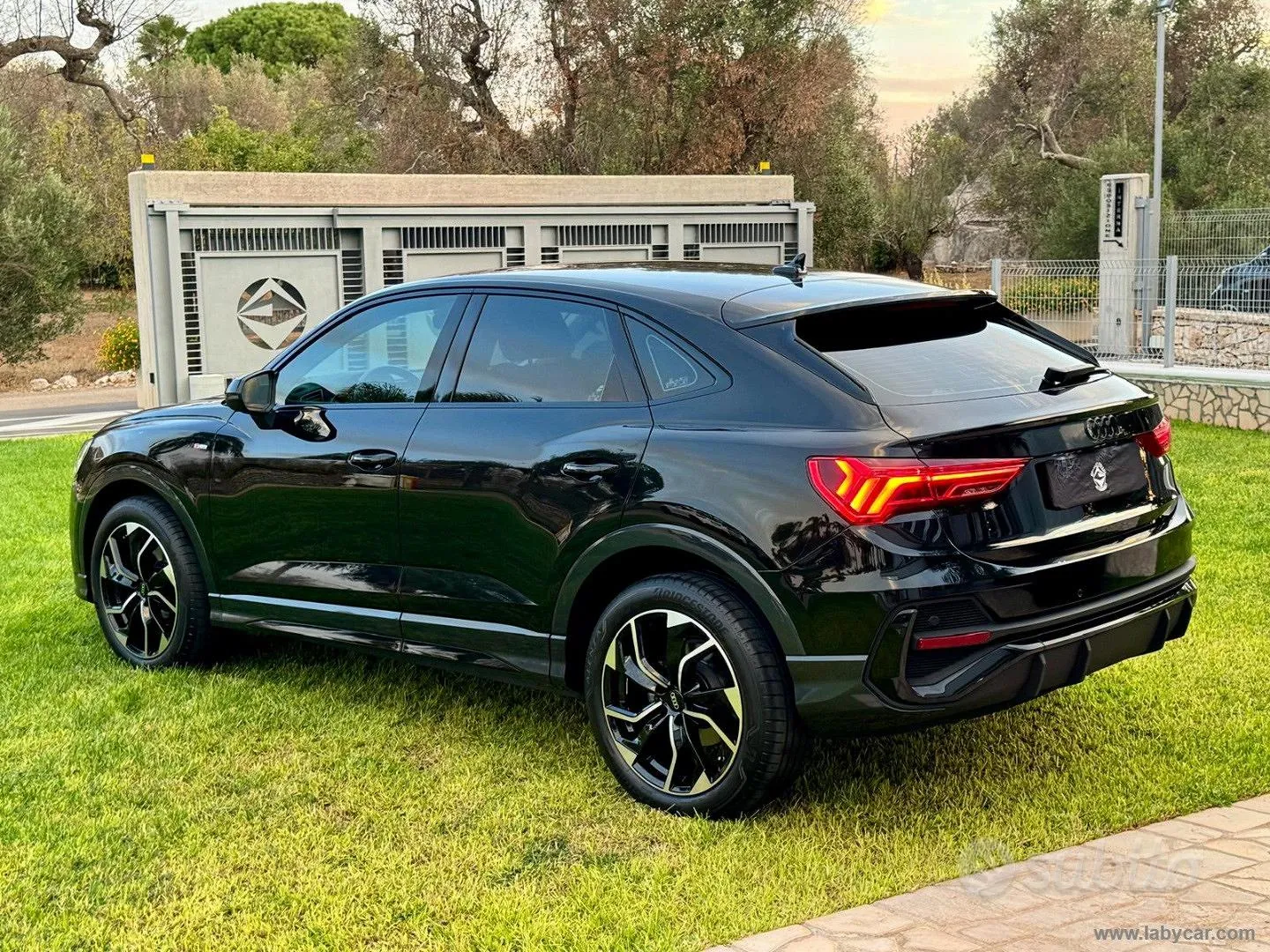 Audi Q3 2020 photo 5