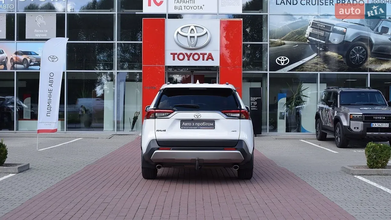 Toyota Rav4 2023 photo 4