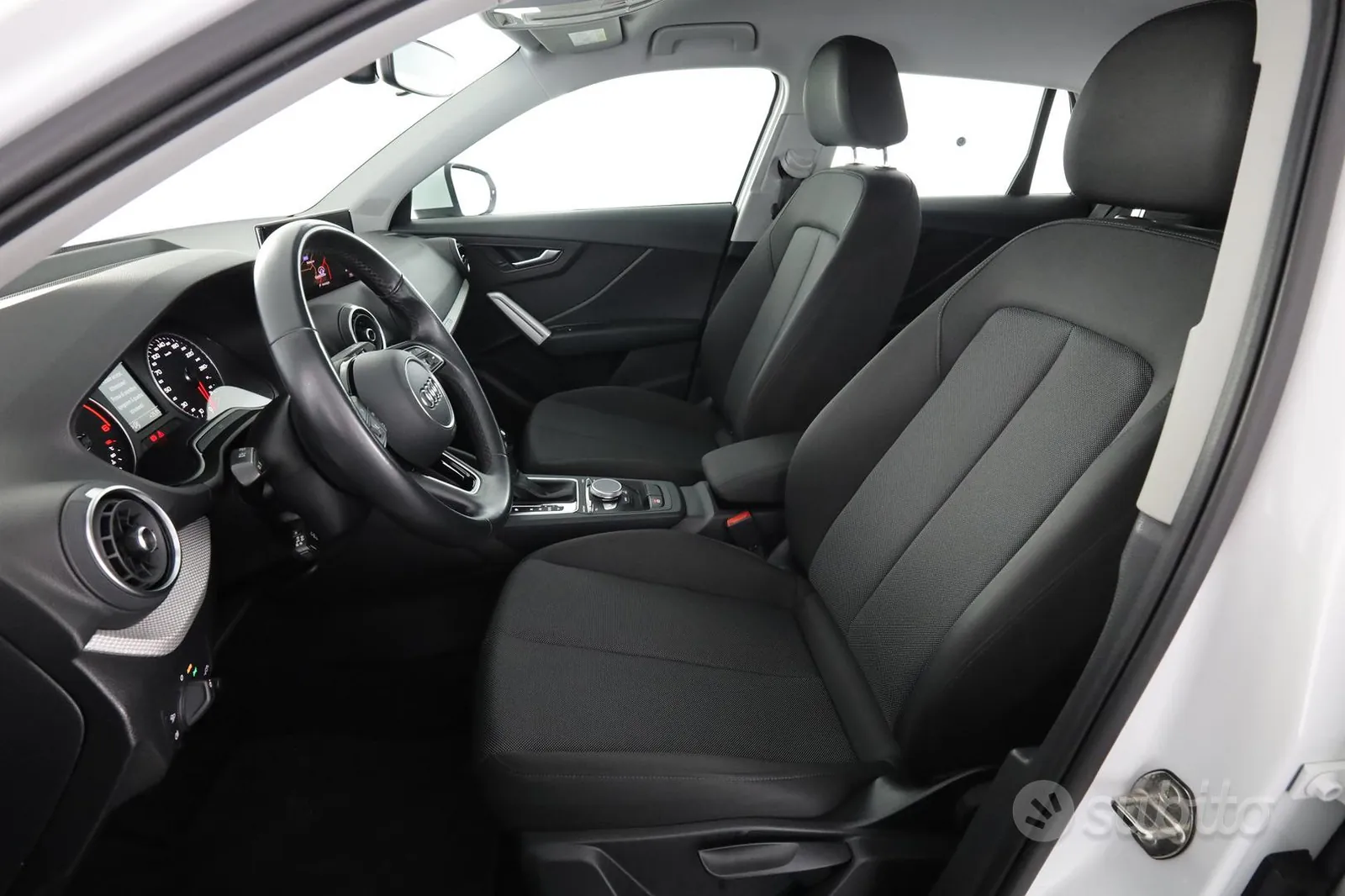 Audi Q2 2021 photo 2