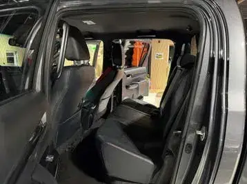Toyota Hilux 2023 photo 3