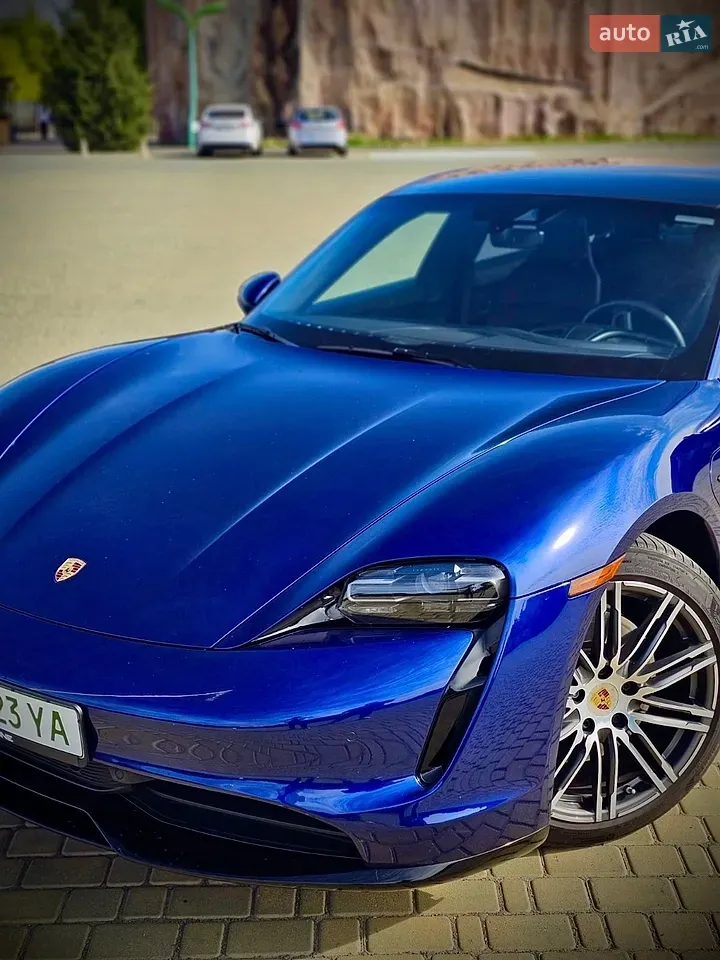 Porsche Taycan 2021 photo 2