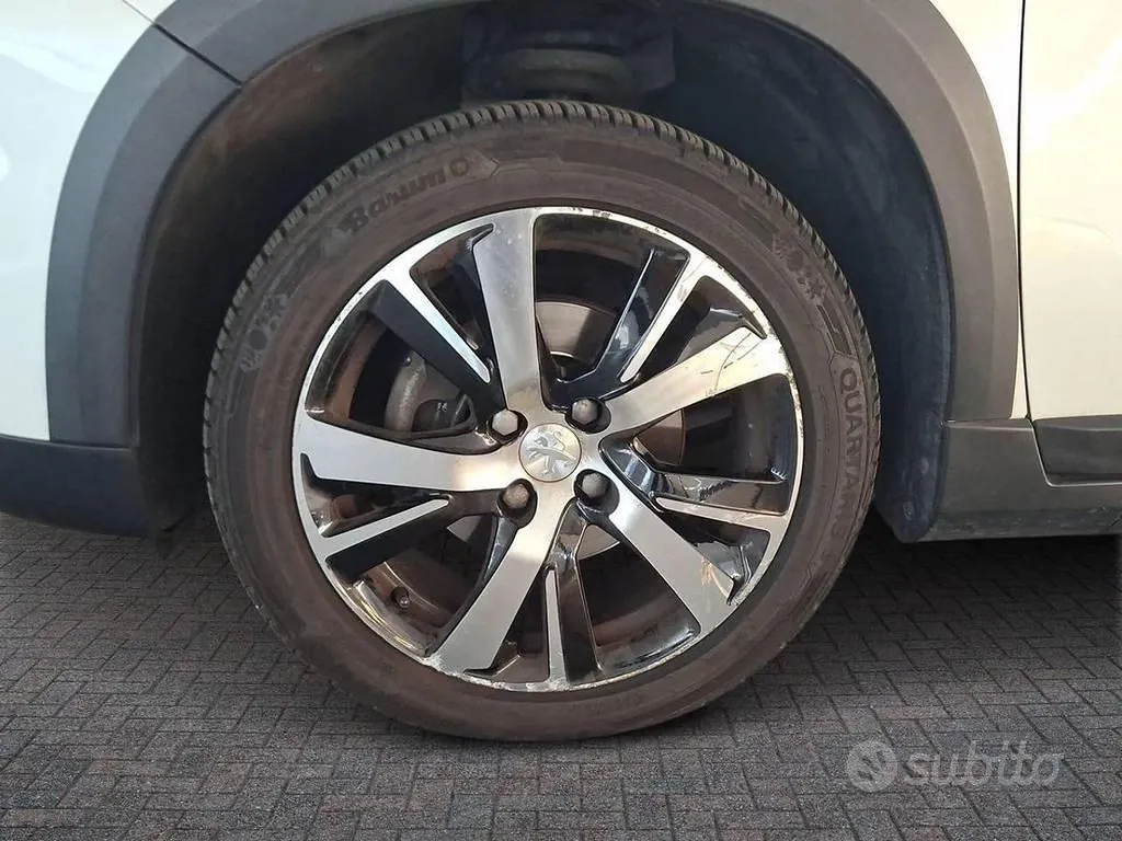 Peugeot 2008 2018 photo 5