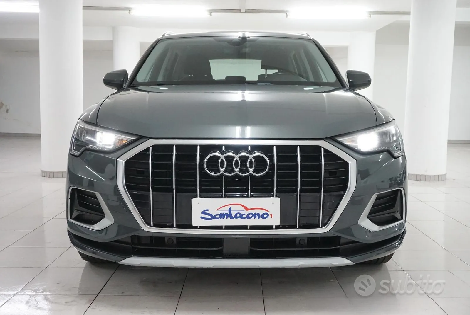 Audi Q3 2022 photo 2