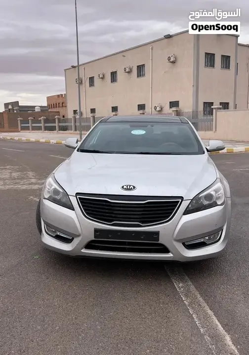 Kia Cadenza 2011 photo 2