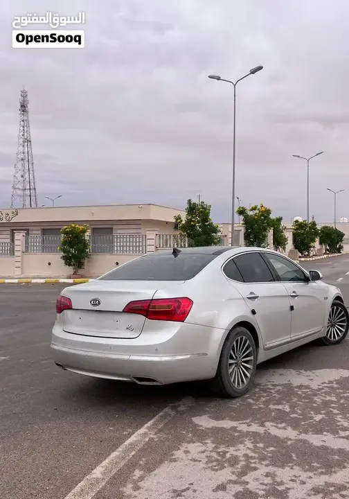 Kia Cadenza 2011 photo 4