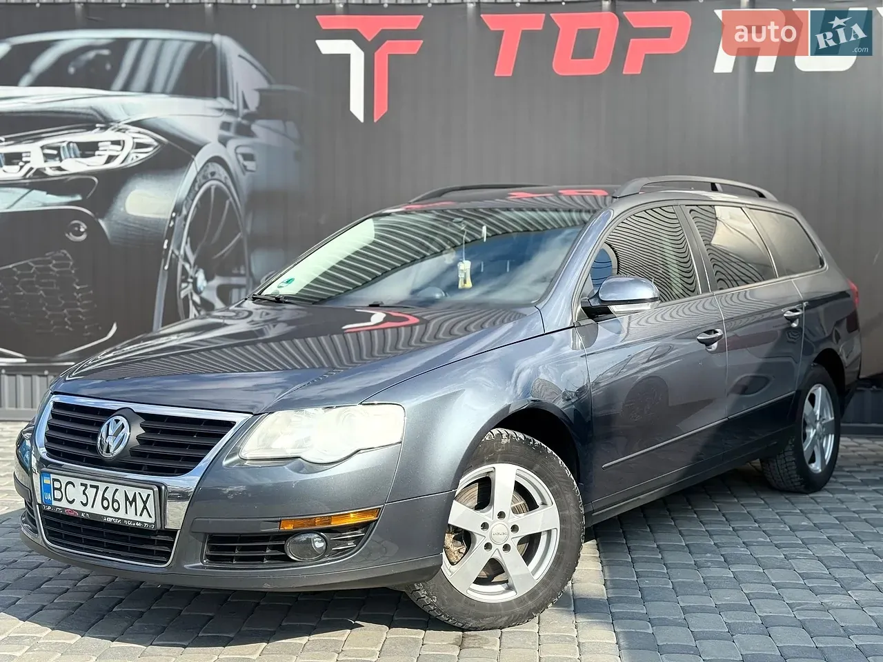 Volkswagen Passat 2010 photo 2