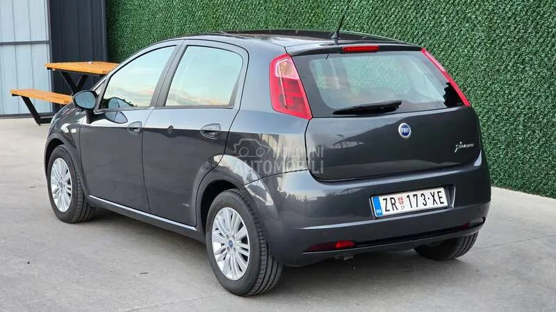 Fiat Grande Punto 2007 photo 3