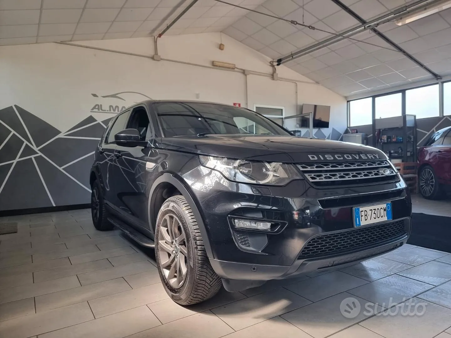 Land Rover Discovery Sport 2015 photo 3