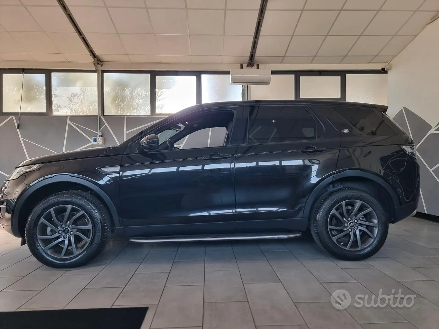 Land Rover Discovery Sport 2015 photo 5