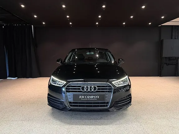 Audi A1 2016 photo 2