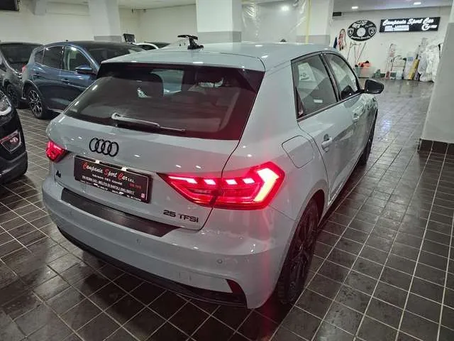 Audi A1 2024 photo 4