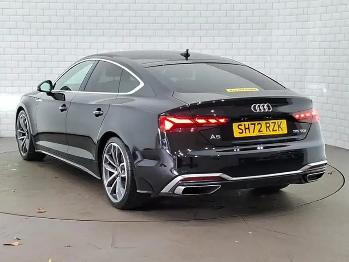 Audi A5 2023 photo 2