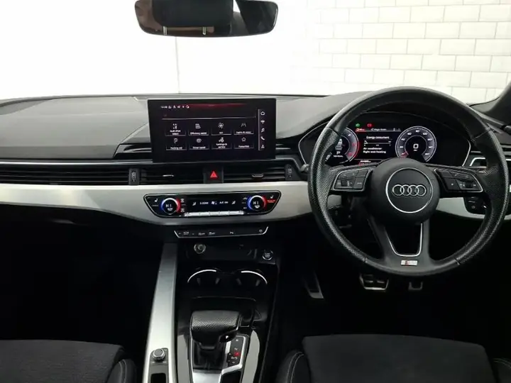 Audi A5 2023 photo 3