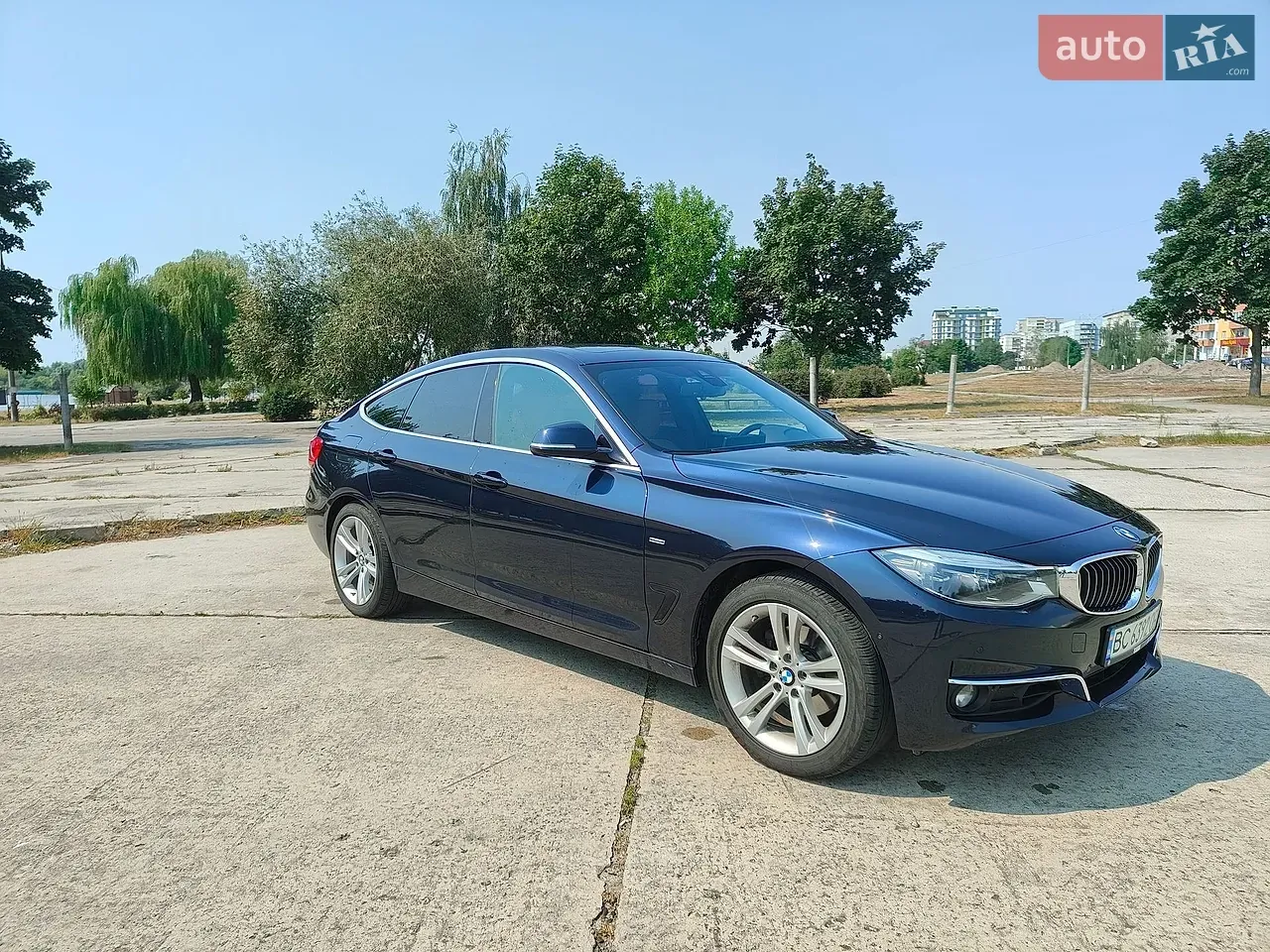 BMW 3 Series Gt 2017 photo 2
