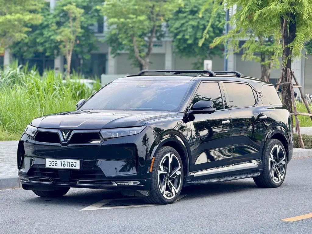 Vinfast Vf9