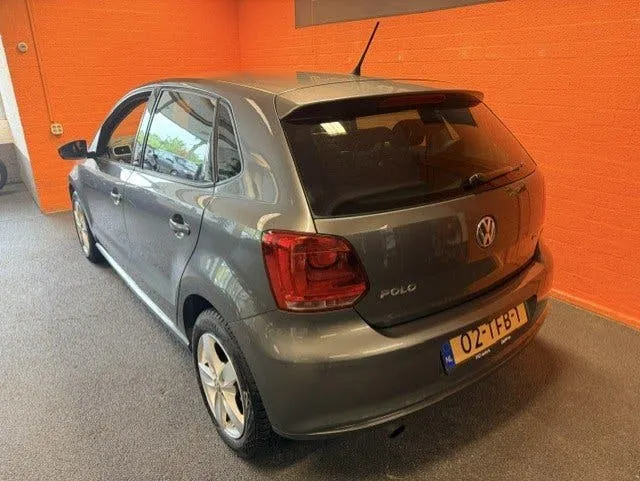 Volkswagen Polo 2012 photo 3