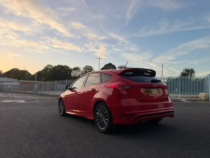 Ford Focus 2017 photo 5