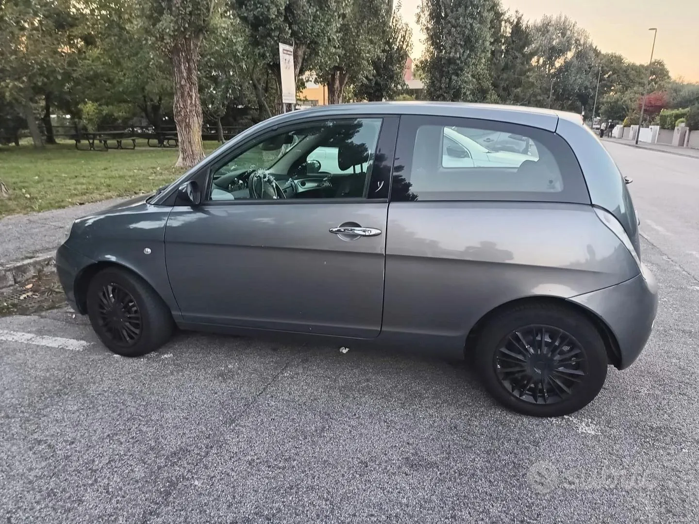 Lancia Ypsilon