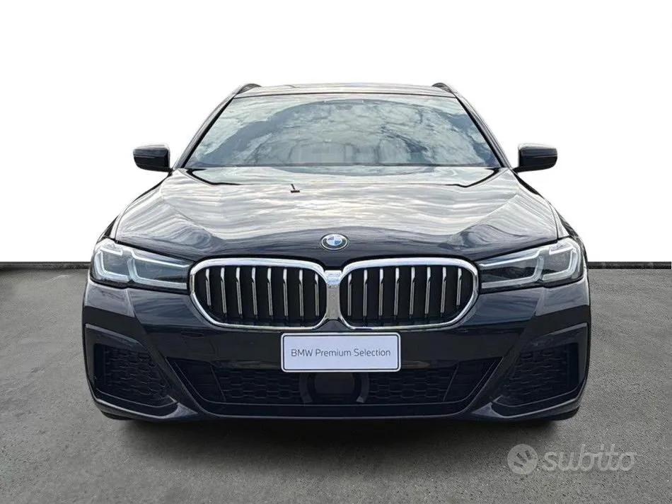 BMW 520D 2024 photo 2