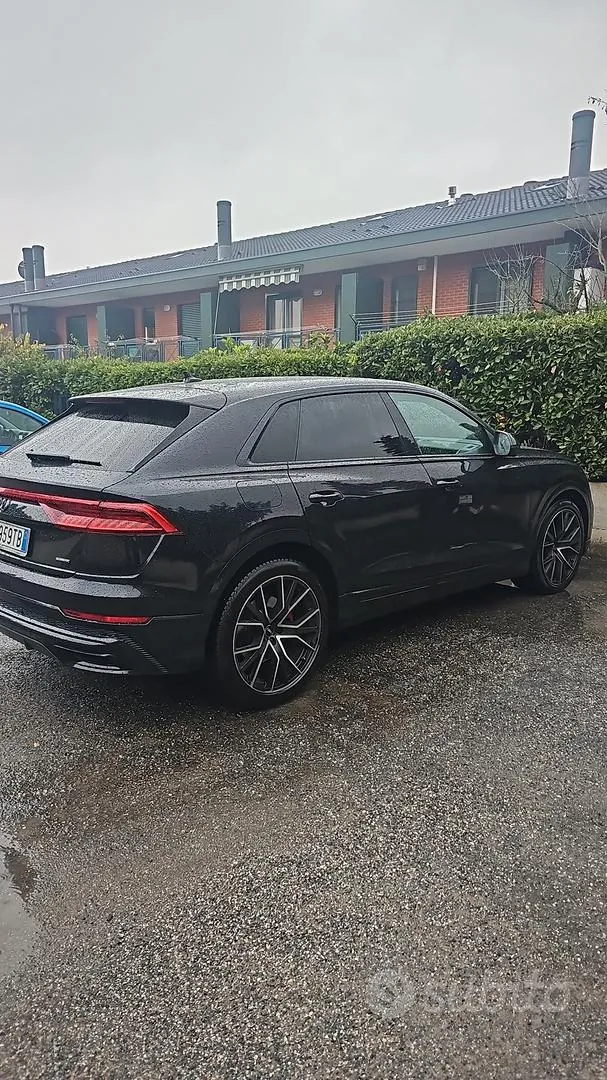 Audi Q8 2020 photo 2