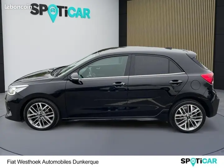 Kia Rio 2023 photo 2