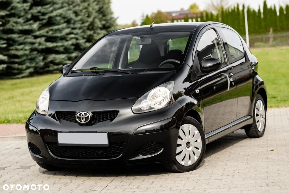 Toyota Aygo 2012 photo 2