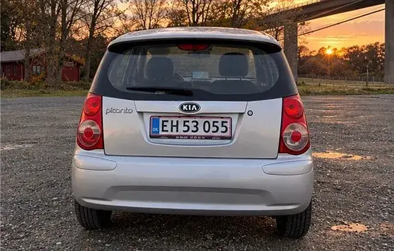 Kia Picanto 2008 photo 3